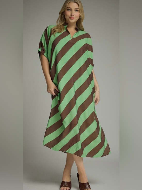 entro Dresses & Skirts - New!Entro Boutique Green & Brown Pocket Diagonal Stripe Midi Dress Size XLarge